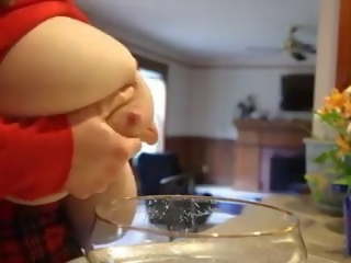 大美女 cooking 同 乳房 牛奶, 自由 自由 乳房 脏 电影 视频 f3